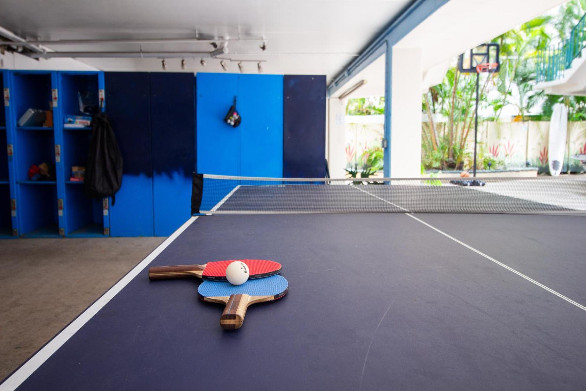 Waikiki Beachside Hostel Хонолулу Екстериор снимка