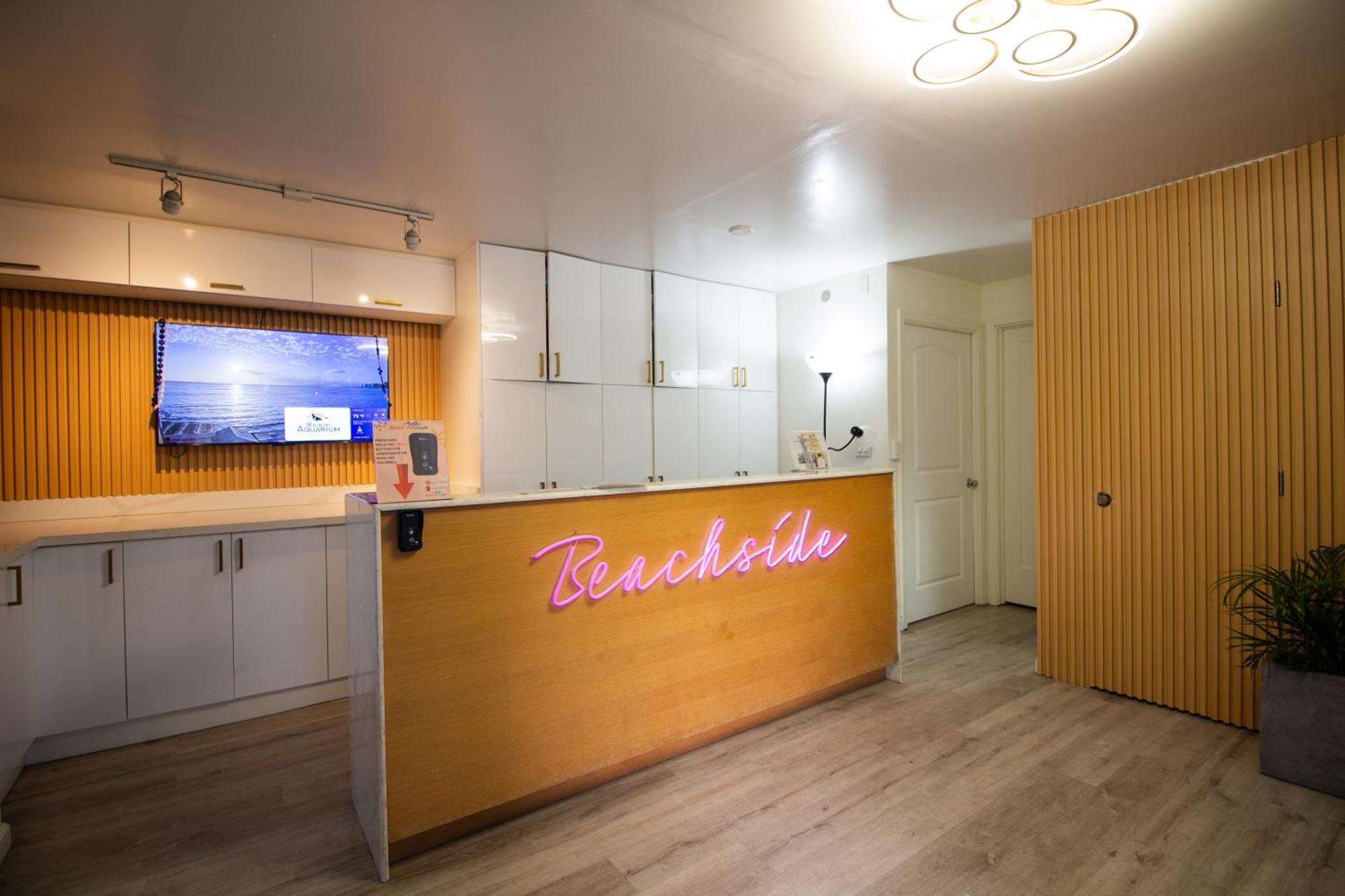 Waikiki Beachside Hostel Хонолулу Екстериор снимка